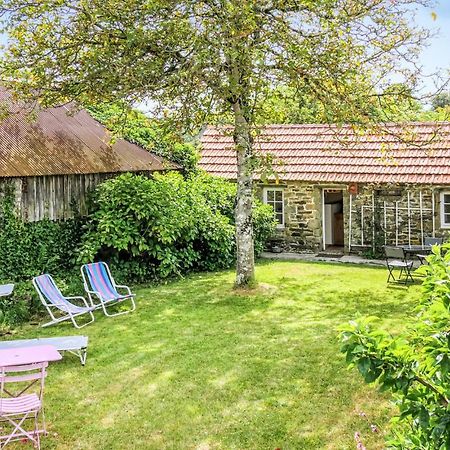 Stunning Home In Quettehou With Wifi Extérieur photo
