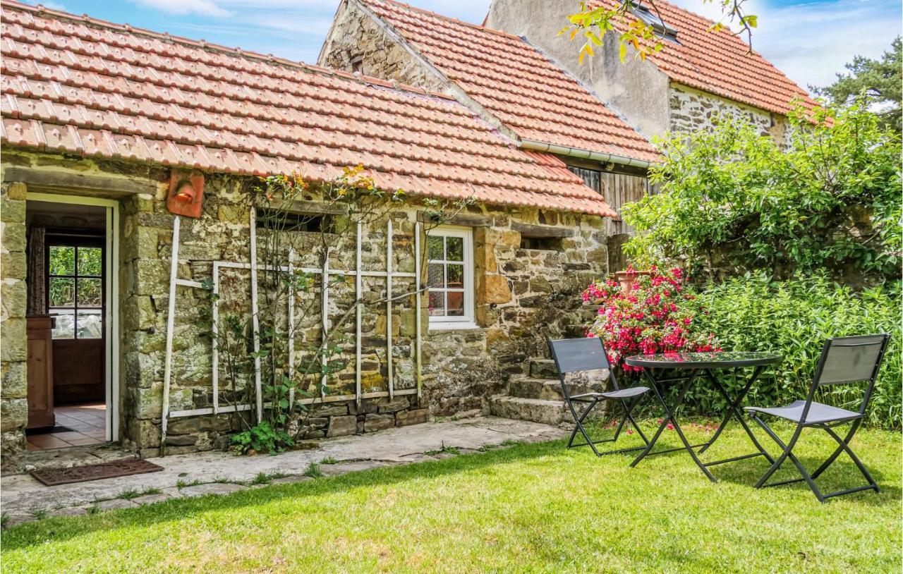Stunning Home In Quettehou With Wifi Extérieur photo